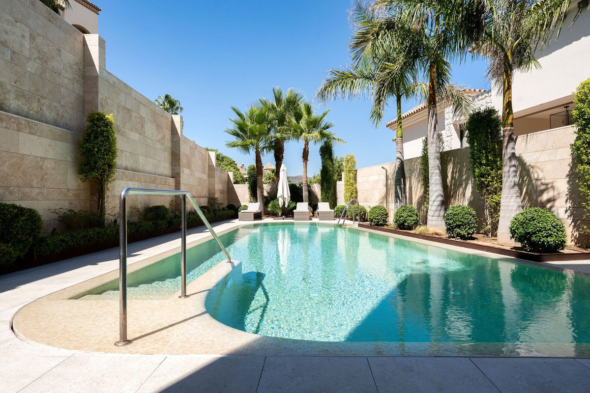 Duplex te koop in La Quinta | 3 slaapkamers H5384623