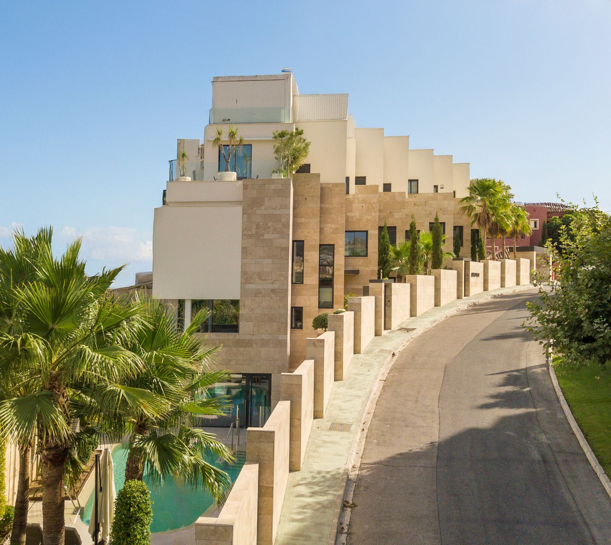 Duplex te koop in La Quinta | 3 slaapkamers H5384623