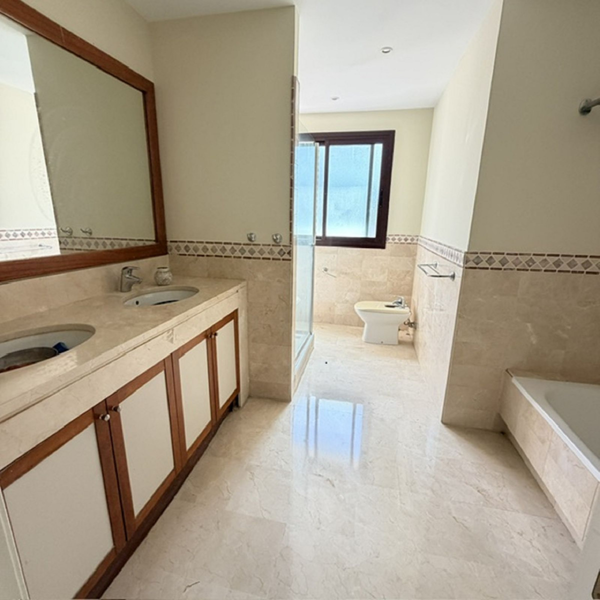 Penthouse te koop in La Quinta | 3 slaapkamers H5485924
