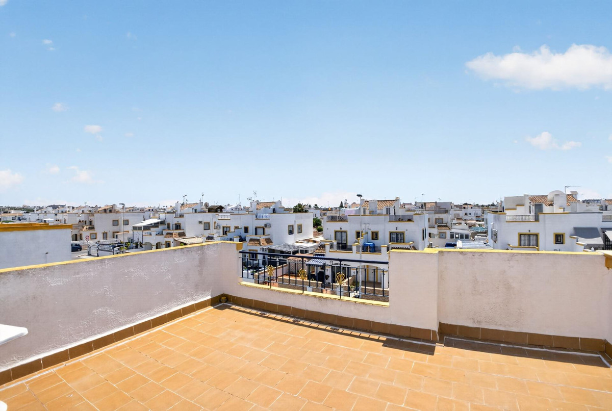 Appartement te koop in La Siesta | 3 slaapkamers H5408869