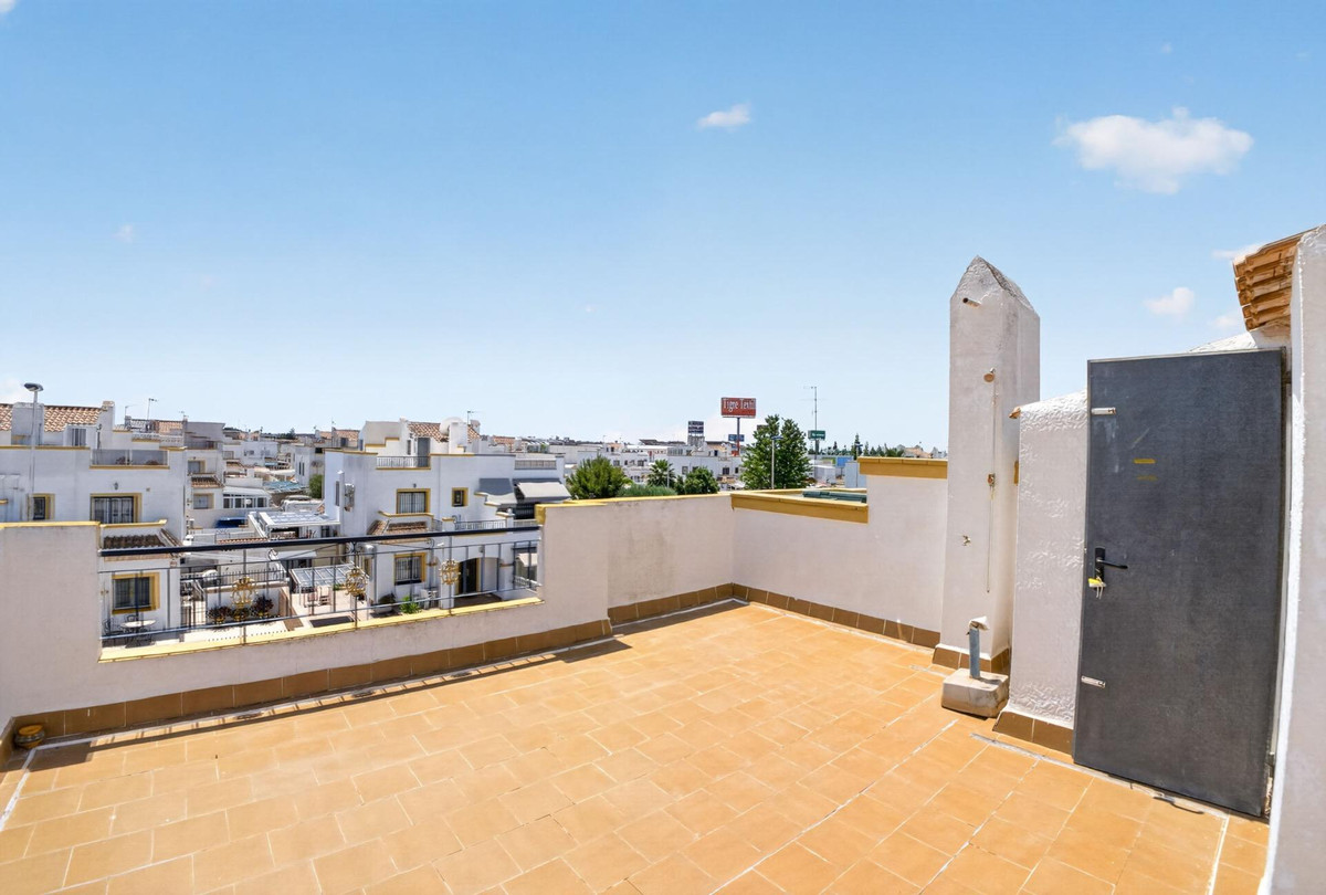 Appartement te koop in La Siesta | 3 slaapkamers H5408869