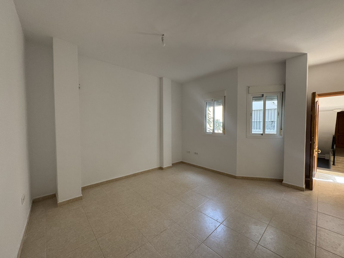 Apartment for sale in La Trinidad | 1 bedrooms H5112382