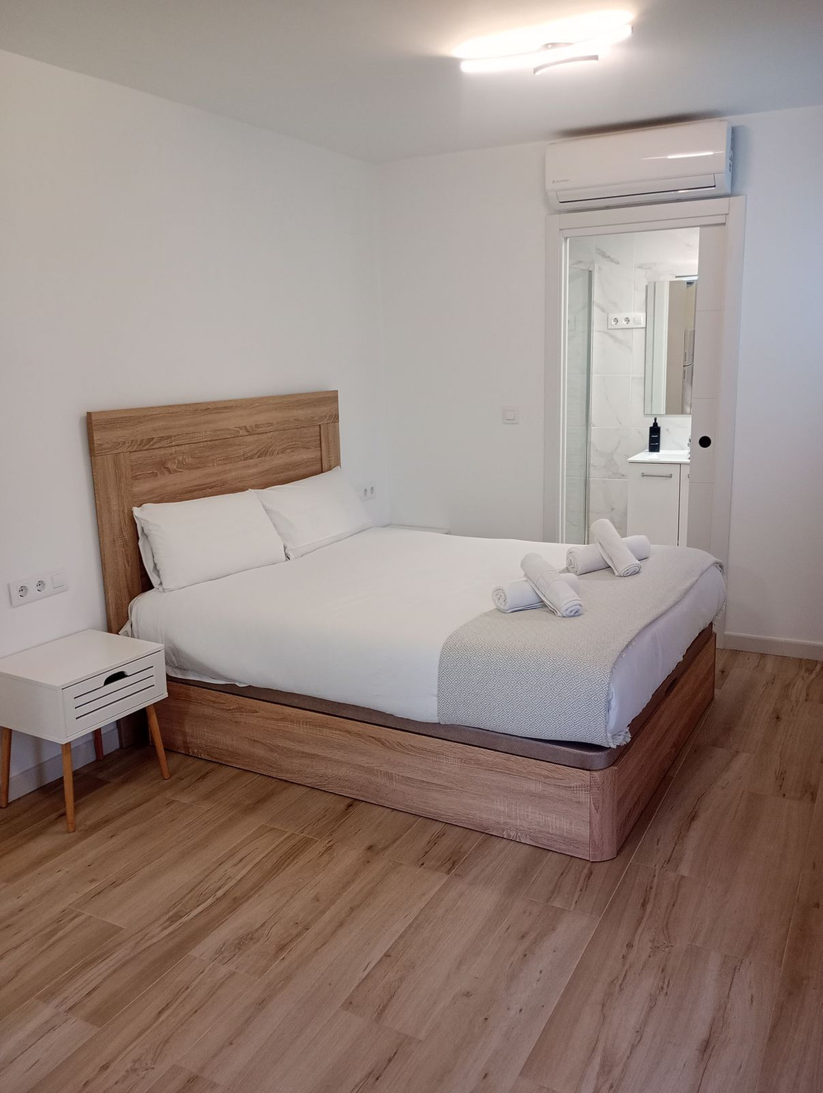 Appartement te koop in La Trinidad | 5 slaapkamers H5258203