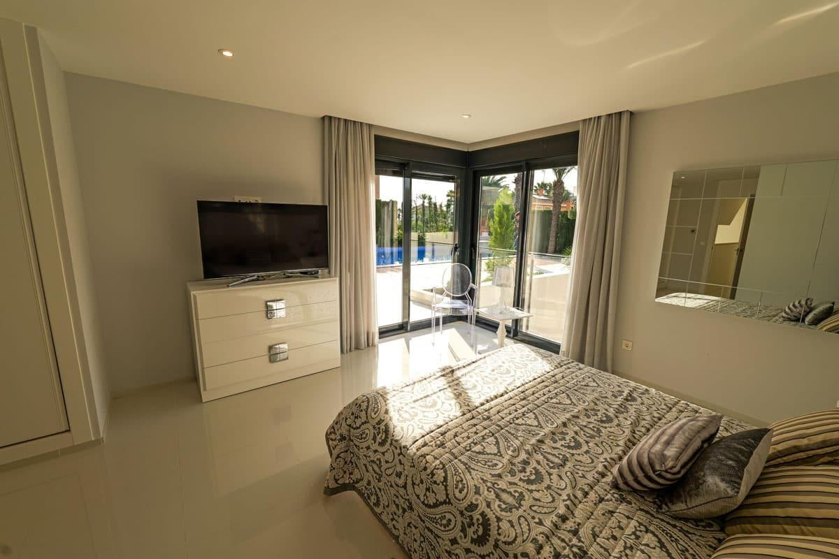 Property main view 12