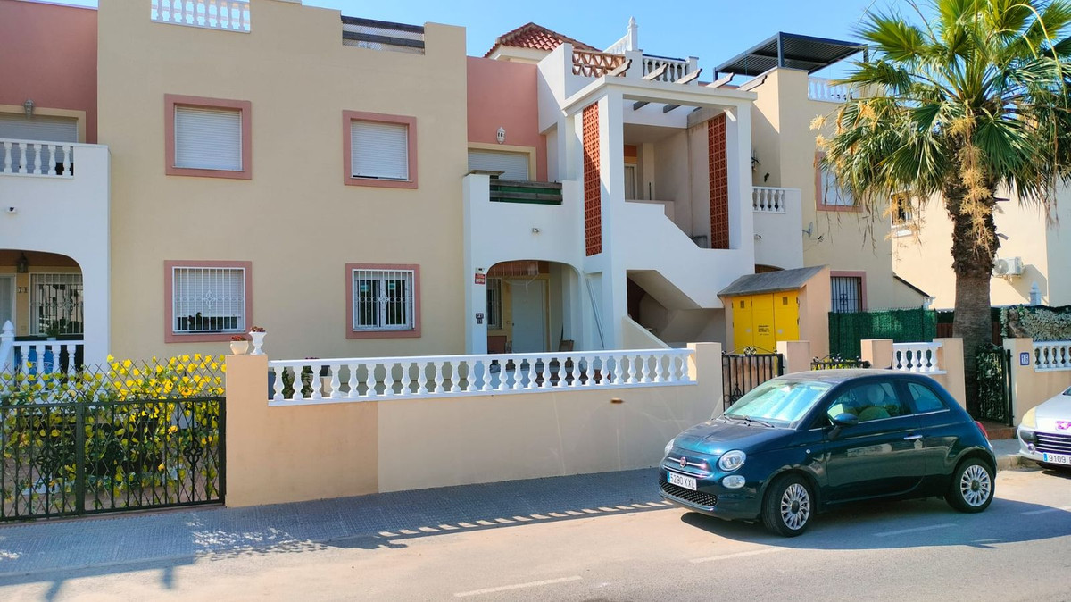 Appartement te koop in La Zenia | 2 slaapkamers H5271478