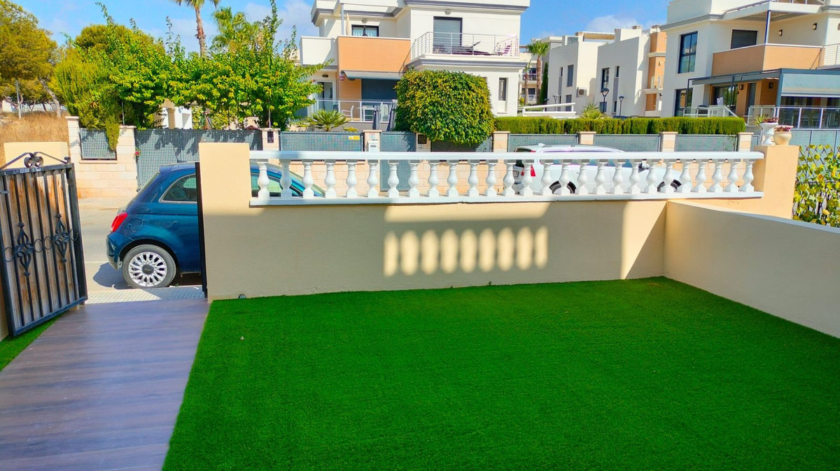 Appartement te koop in La Zenia | 2 slaapkamers H5271478