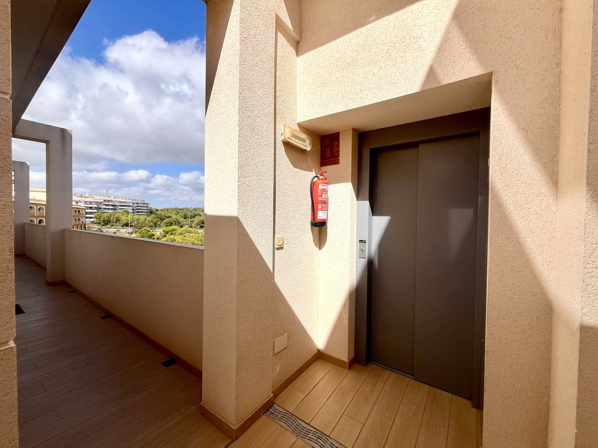 Penthouse te koop in La Zenia | 3 slaapkamers H5341132