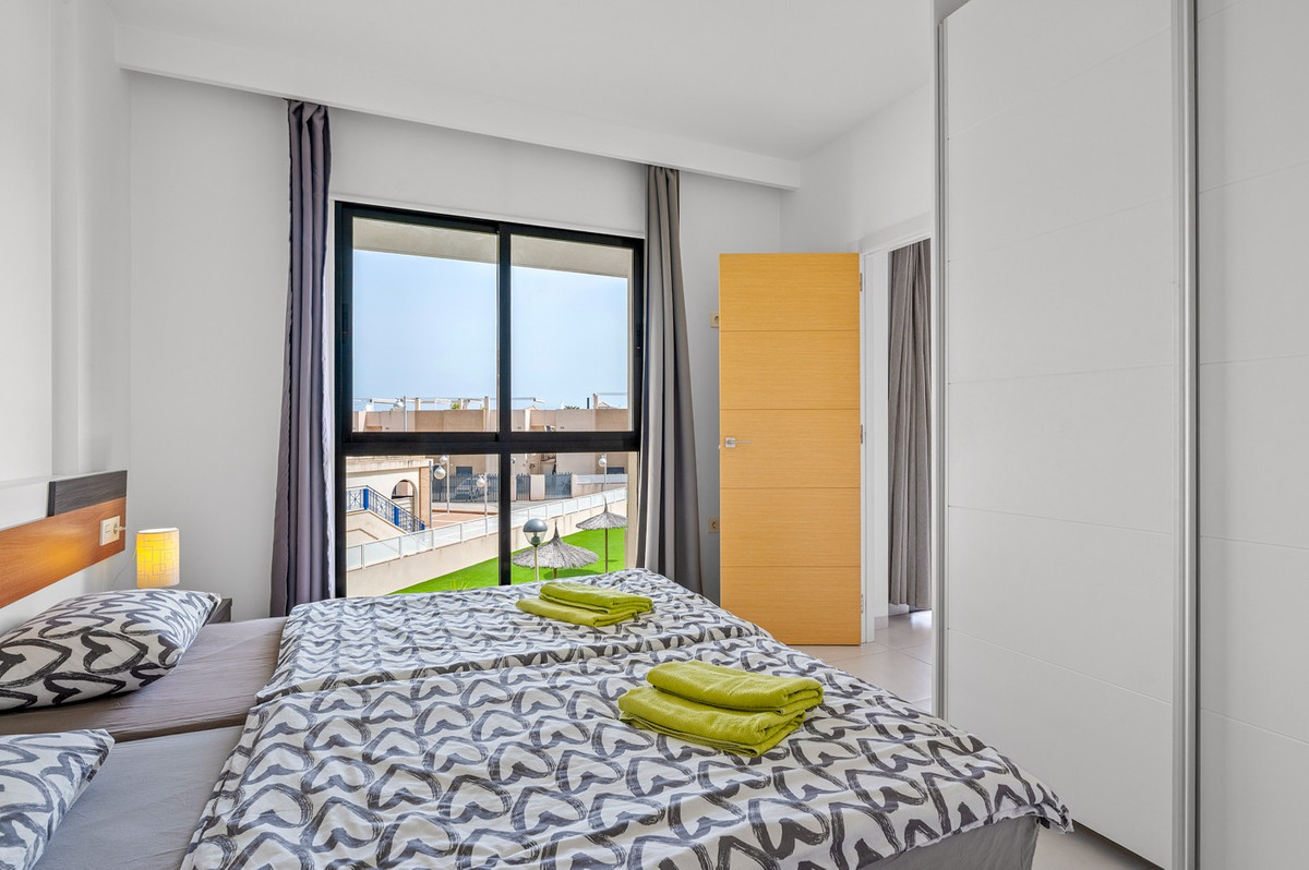 Appartement te koop in La Zenia | 2 slaapkamers H5369389