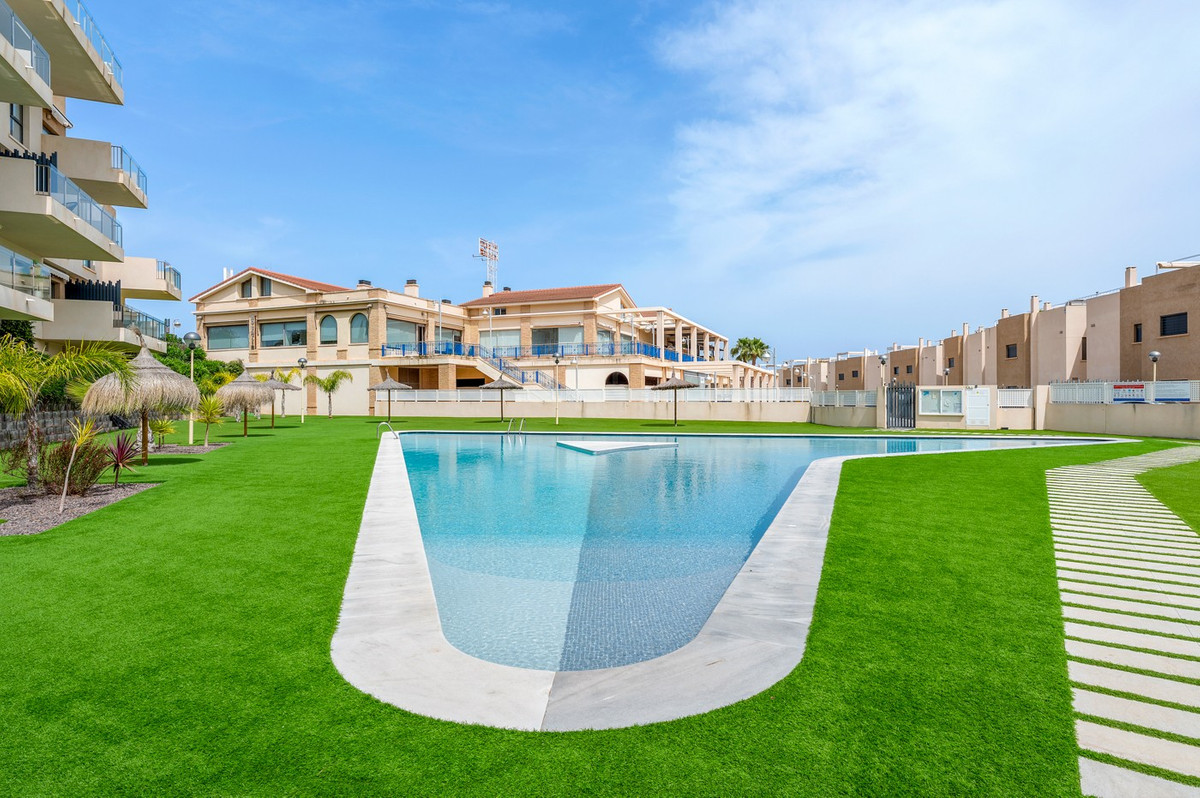 Appartement te koop in La Zenia | 2 slaapkamers H5369389
