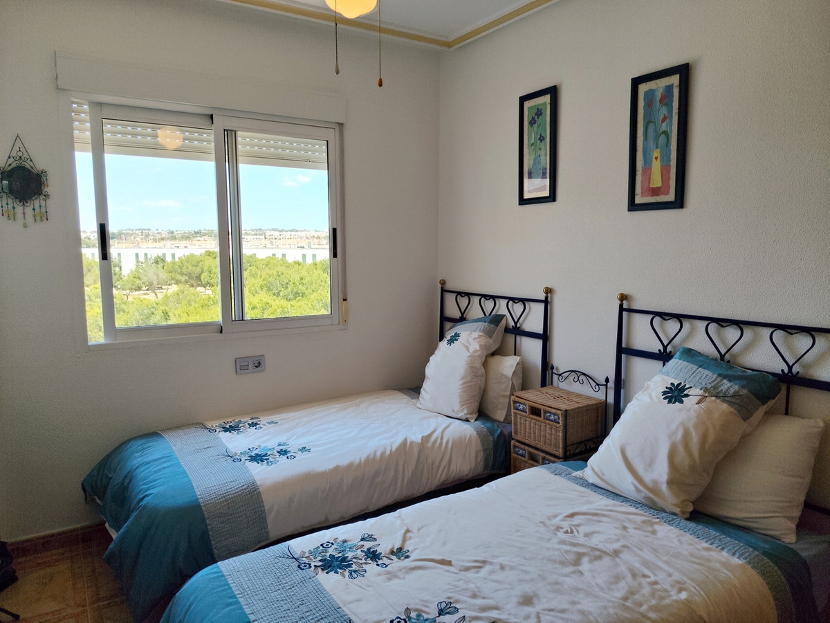 Appartement te koop in La Zenia | 2 slaapkamers H5379301