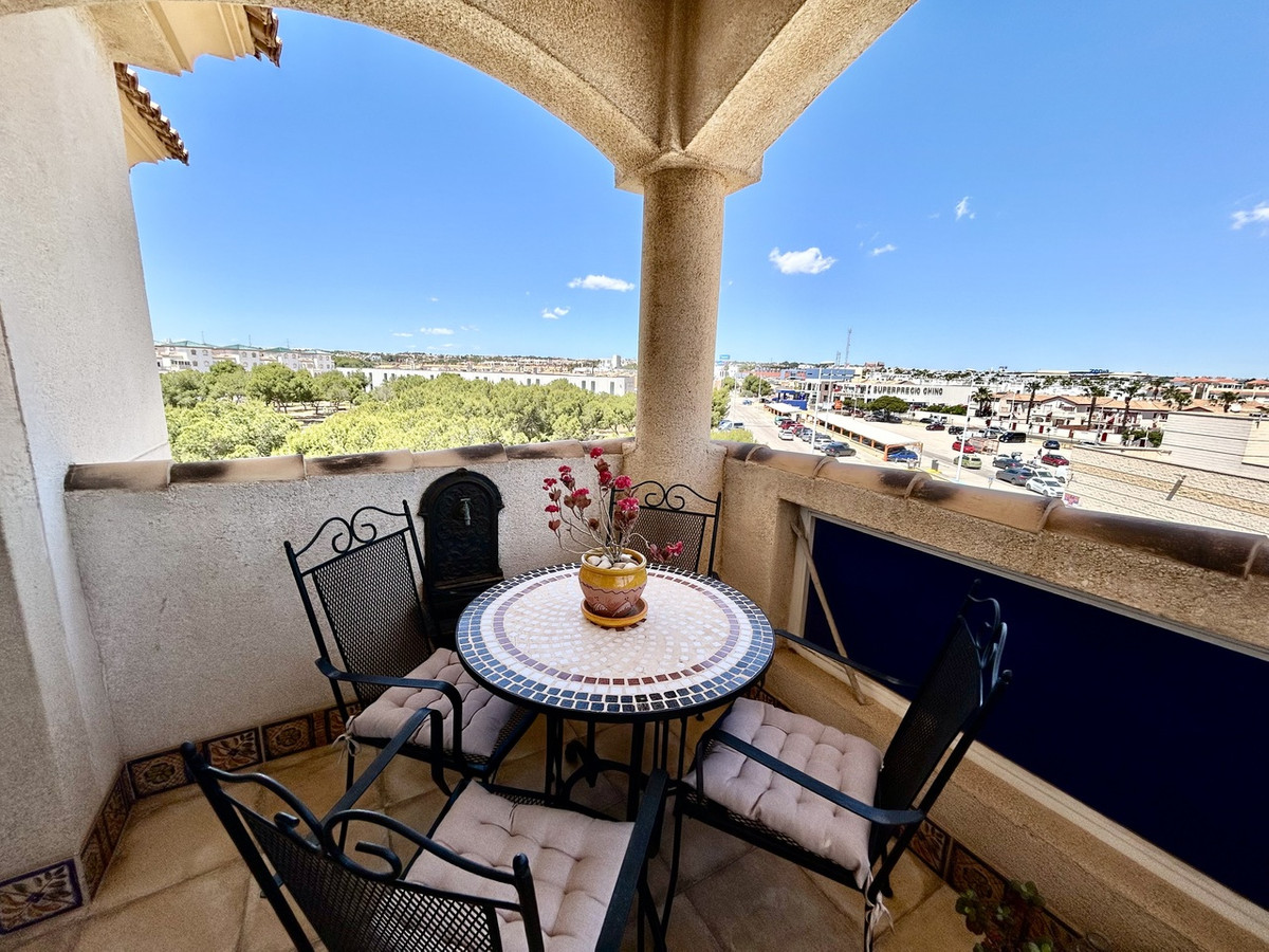 Appartement te koop in La Zenia | 2 slaapkamers H5379301