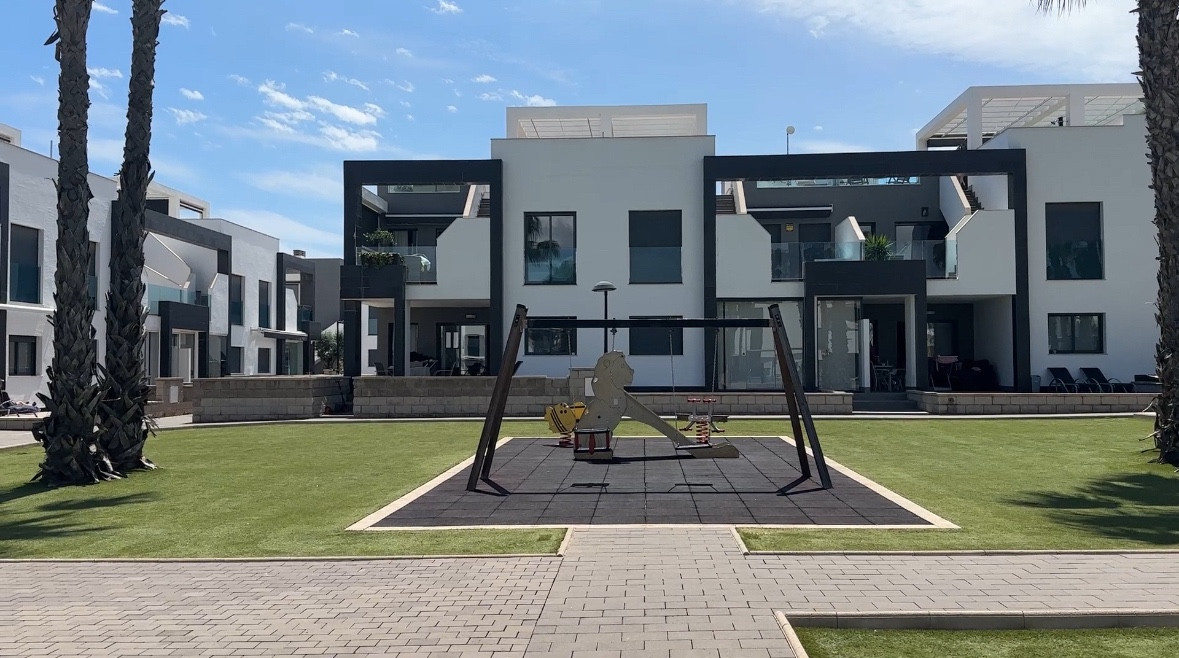 Penthouse te koop in La Zenia | 2 slaapkamers H5379682