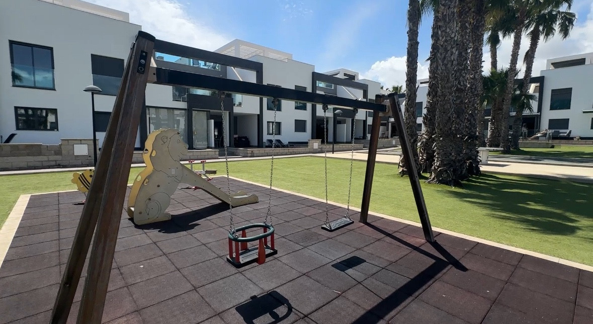 Penthouse te koop in La Zenia | 2 slaapkamers H5379682