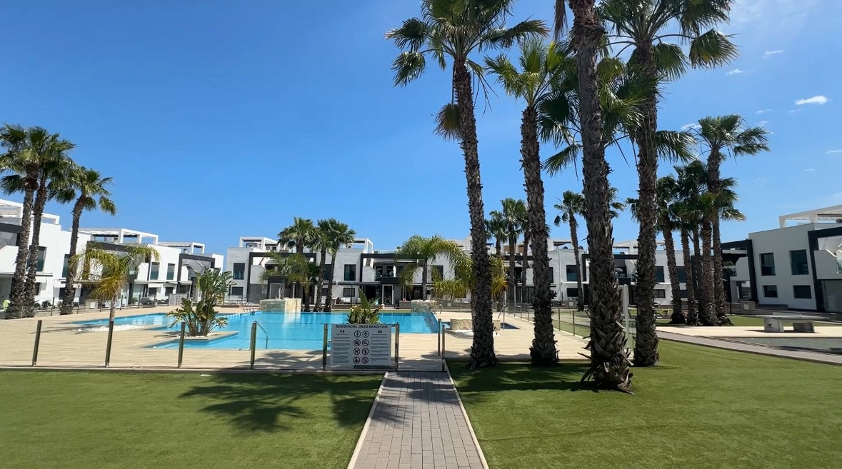Penthouse te koop in La Zenia | 2 slaapkamers H5379682