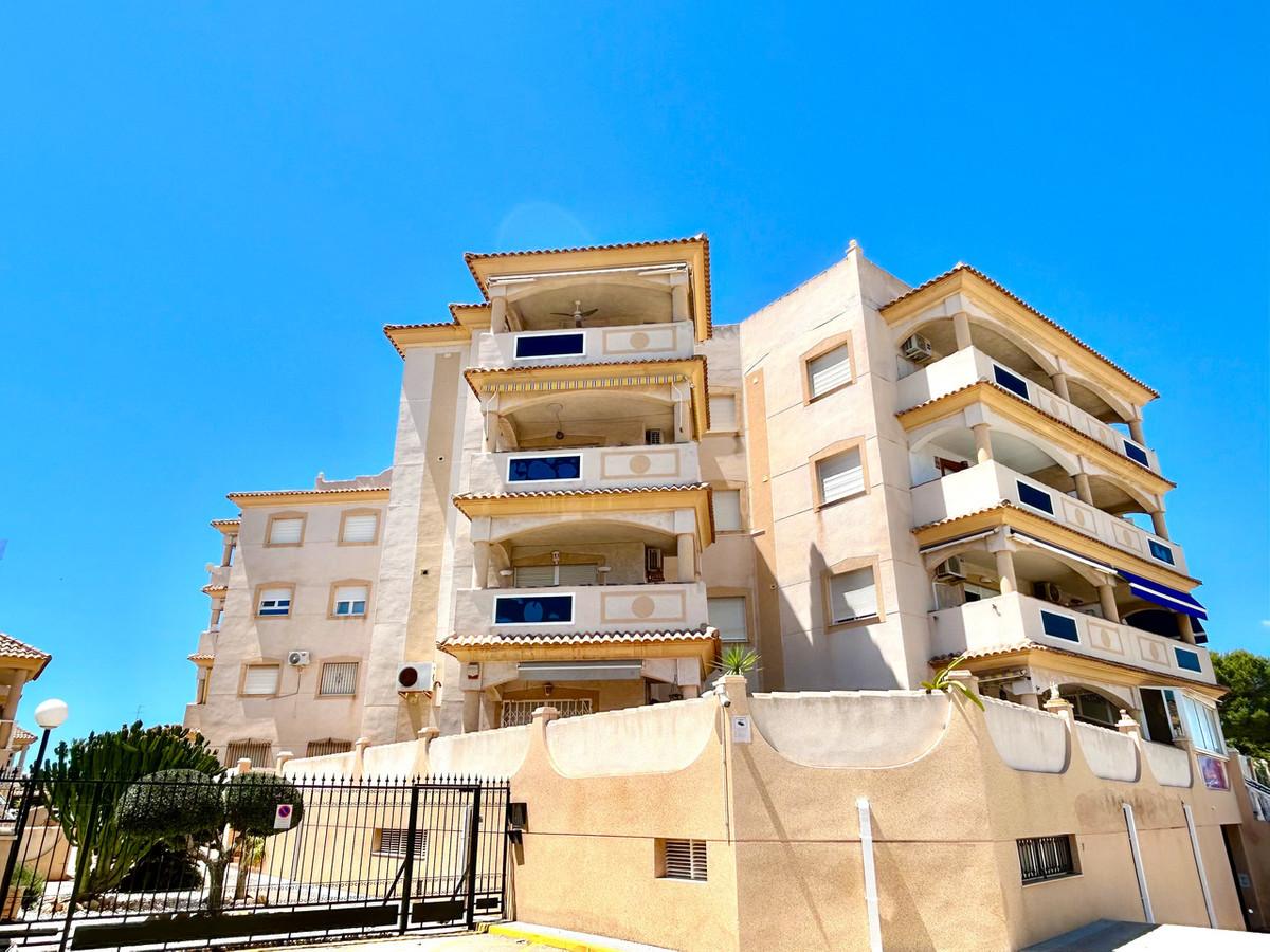Appartement te koop in La Zenia | 2 slaapkamers H5380312