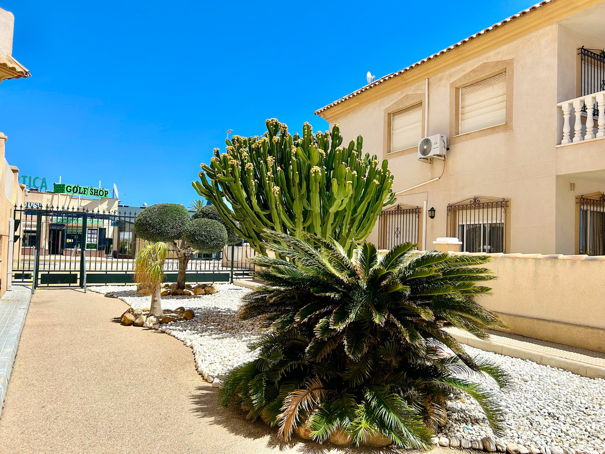 Appartement te koop in La Zenia | 2 slaapkamers H5380312