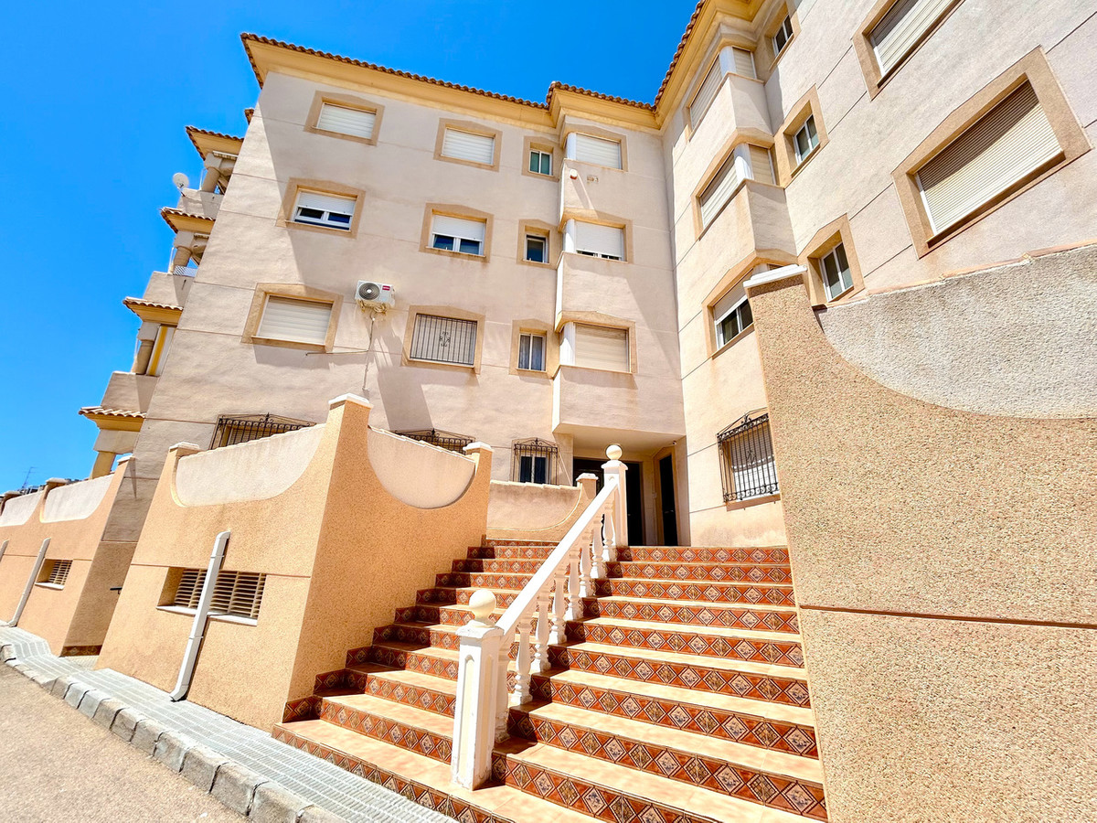 Appartement te koop in La Zenia | 2 slaapkamers H5380312