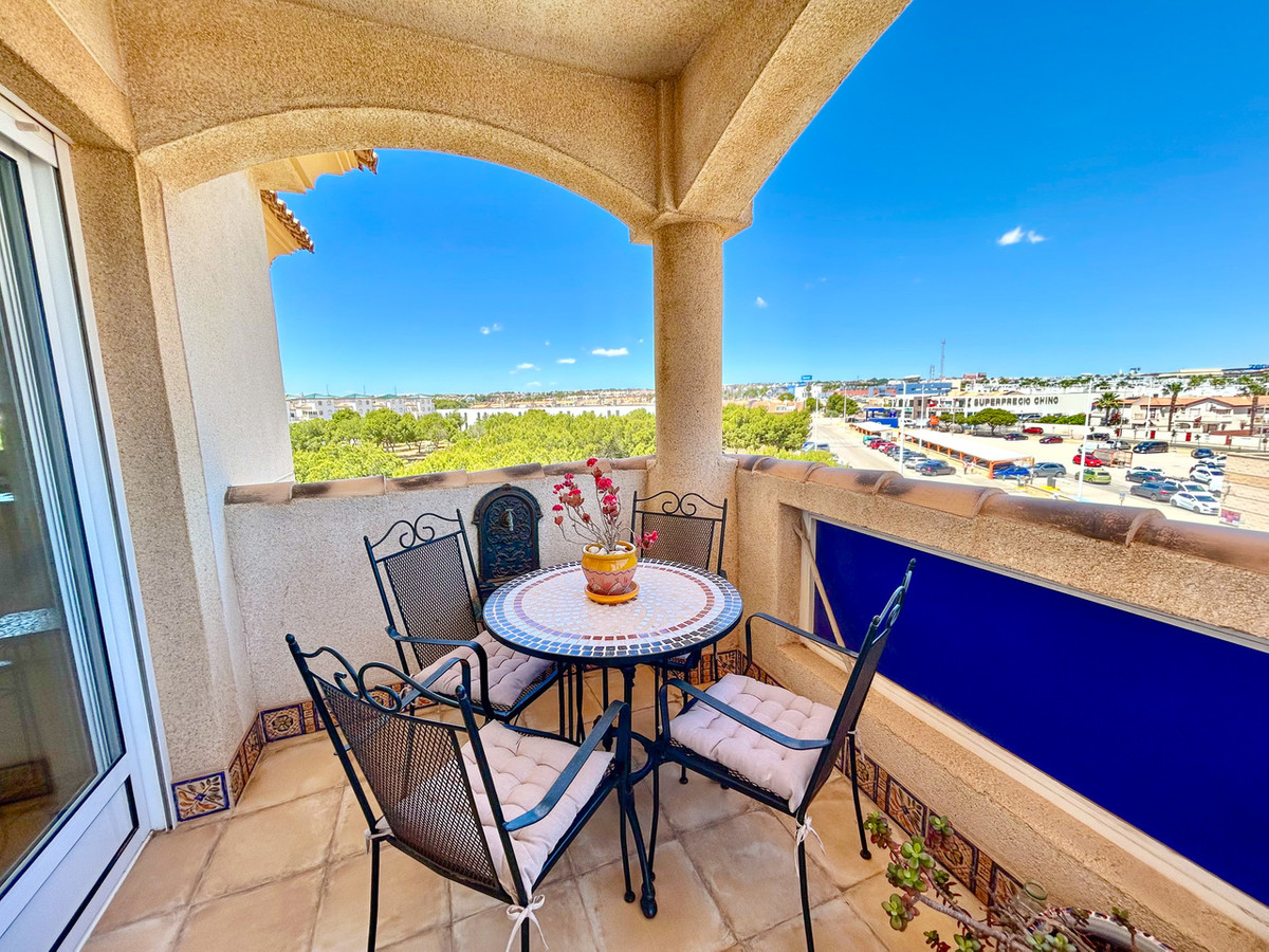 Appartement te koop in La Zenia | 2 slaapkamers H5380312