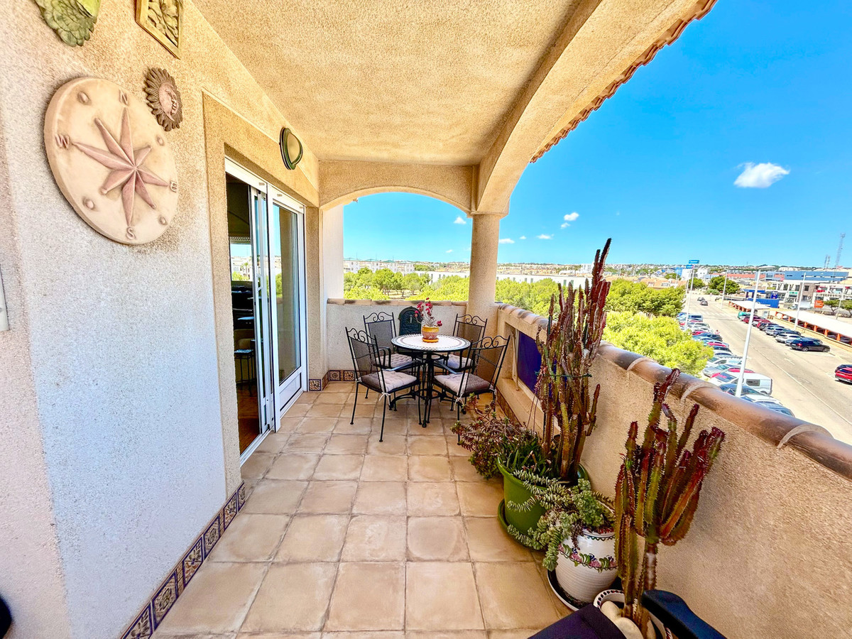 Appartement te koop in La Zenia | 2 slaapkamers H5380312