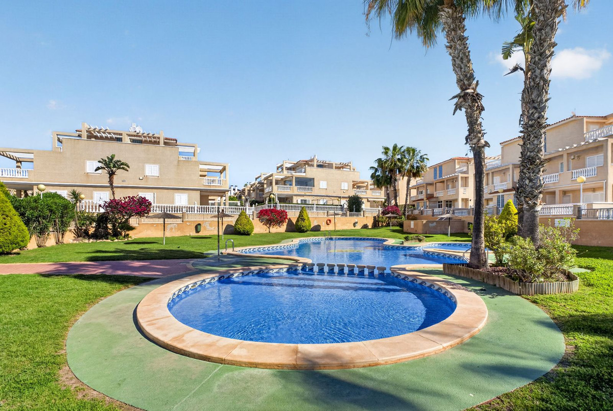 Appartement te koop in La Zenia | 1 slaapkamers H5396554