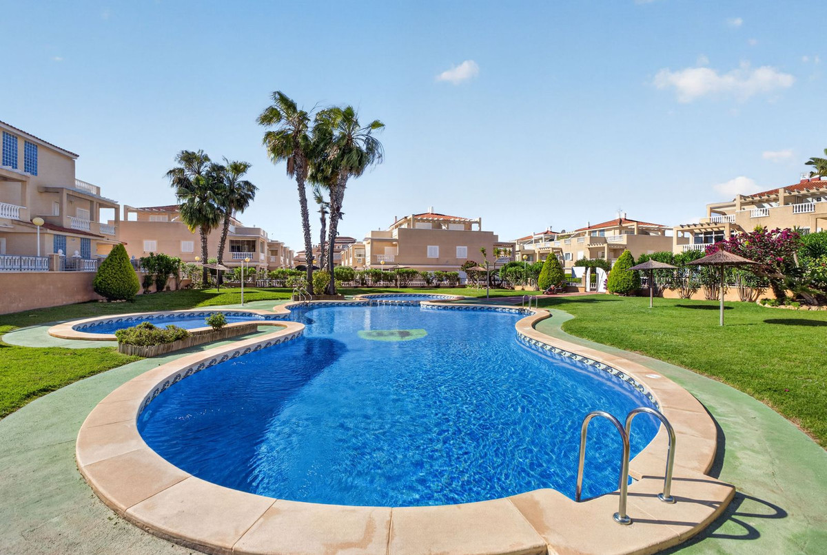 Appartement te koop in La Zenia | 1 slaapkamers H5396554