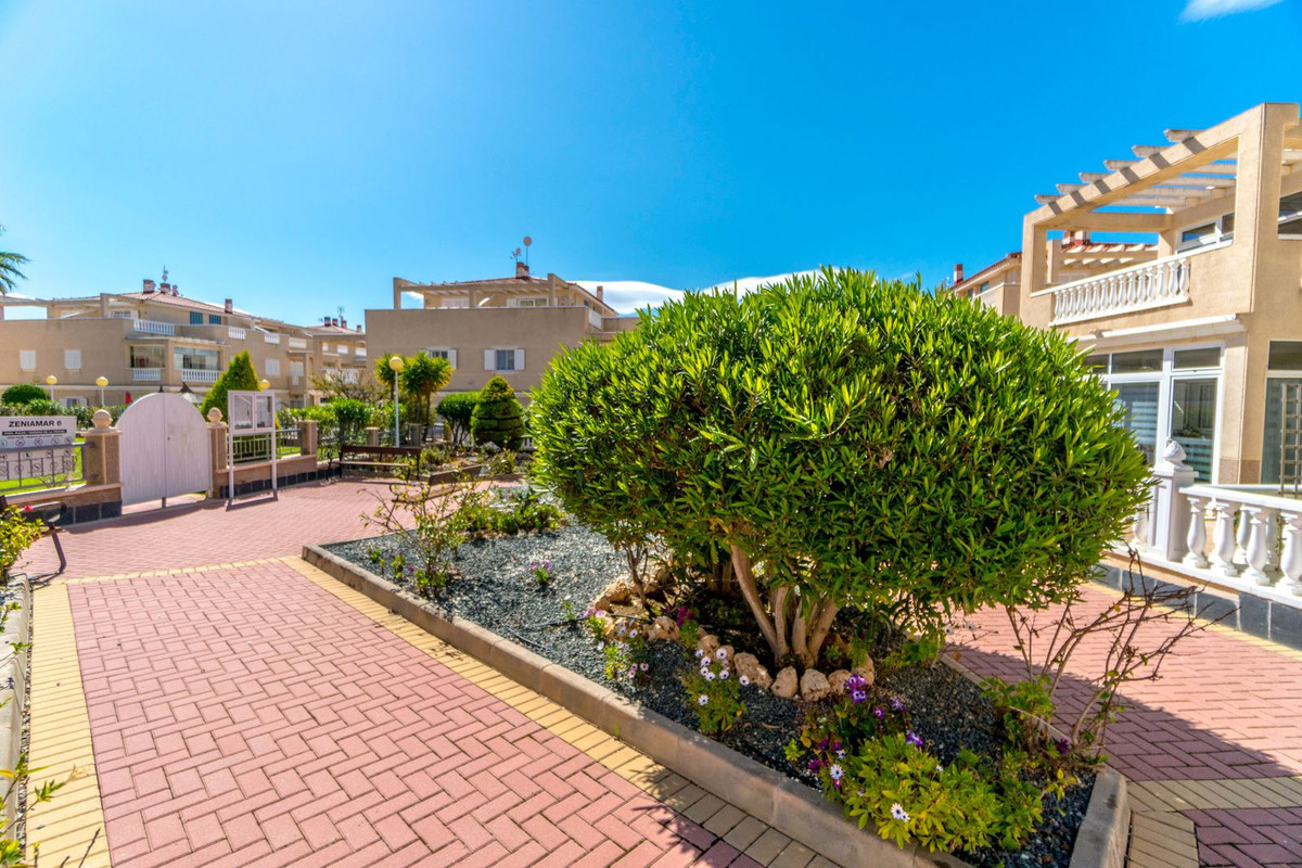 Appartement te koop in La Zenia | 1 slaapkamers H5396554