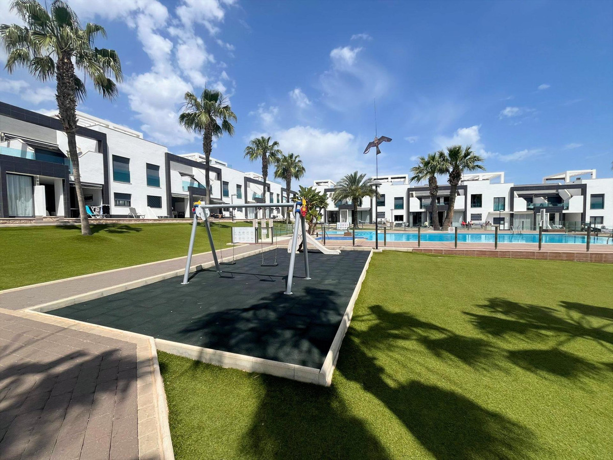 Appartement te koop in La Zenia | 2 slaapkamers H5453584