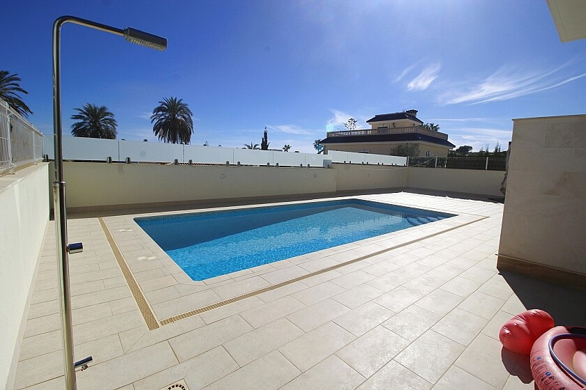 Penthouse te koop in La Zenia | 5 slaapkamers H5456335