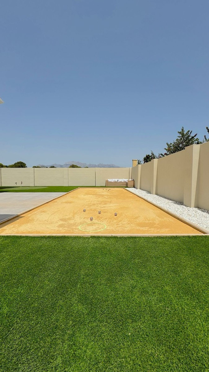 Property main view 40