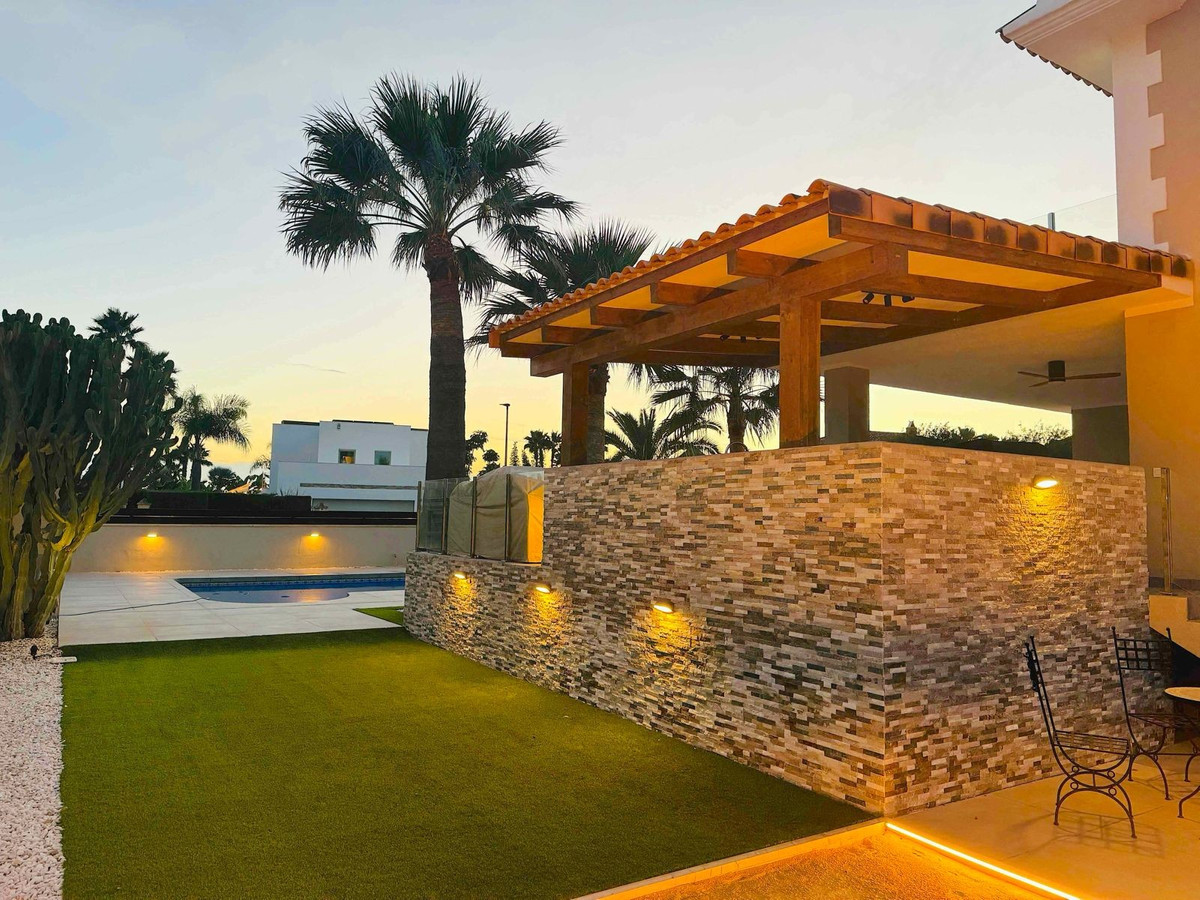 Property main view 46