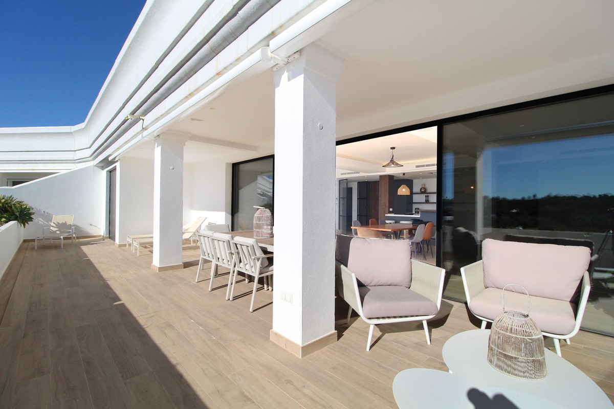 Penthouse in Las Brisas-3