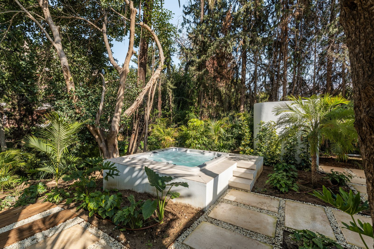 Property main view 65