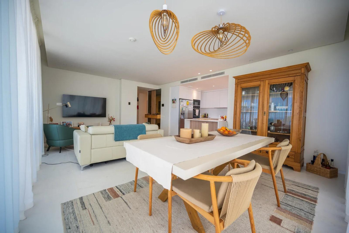 Appartement te koop in Las Brisas | 3 slaapkamers H5434660
