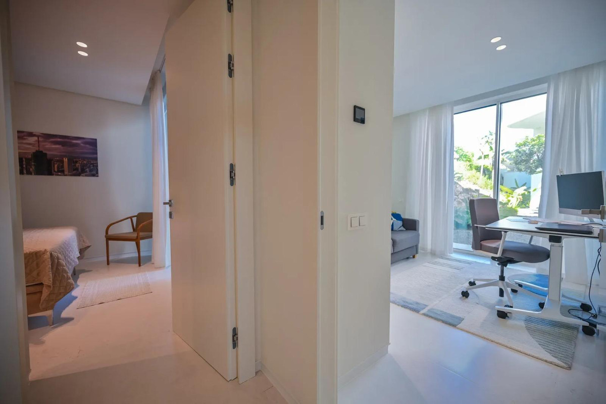 Appartement te koop in Las Brisas | 3 slaapkamers H5434660