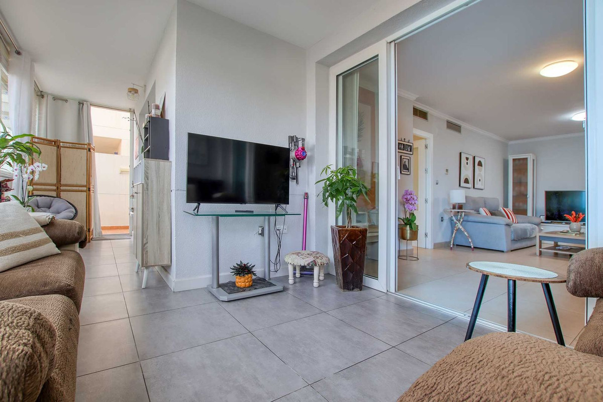 Appartement te koop in Las Chapas | 2 slaapkamers H5076313