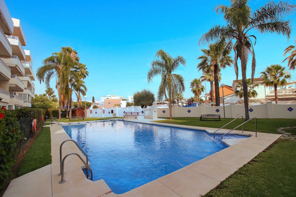 Appartement te koop in Las Chapas | 2 slaapkamers H5076313