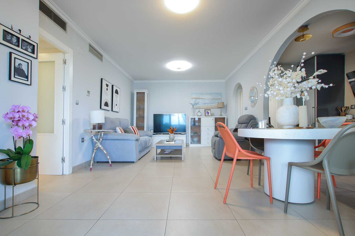 Appartement te koop in Las Chapas | 2 slaapkamers H5076313