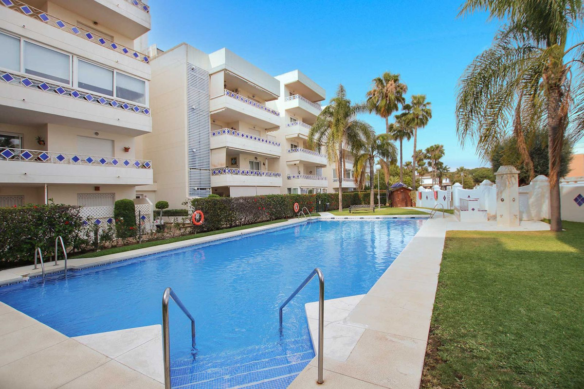 Appartement te koop in Las Chapas | 2 slaapkamers H5076313