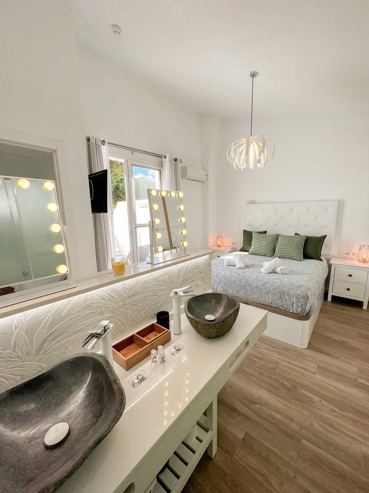 Huis te koop in Las Chapas | 2 slaapkamers H5468389