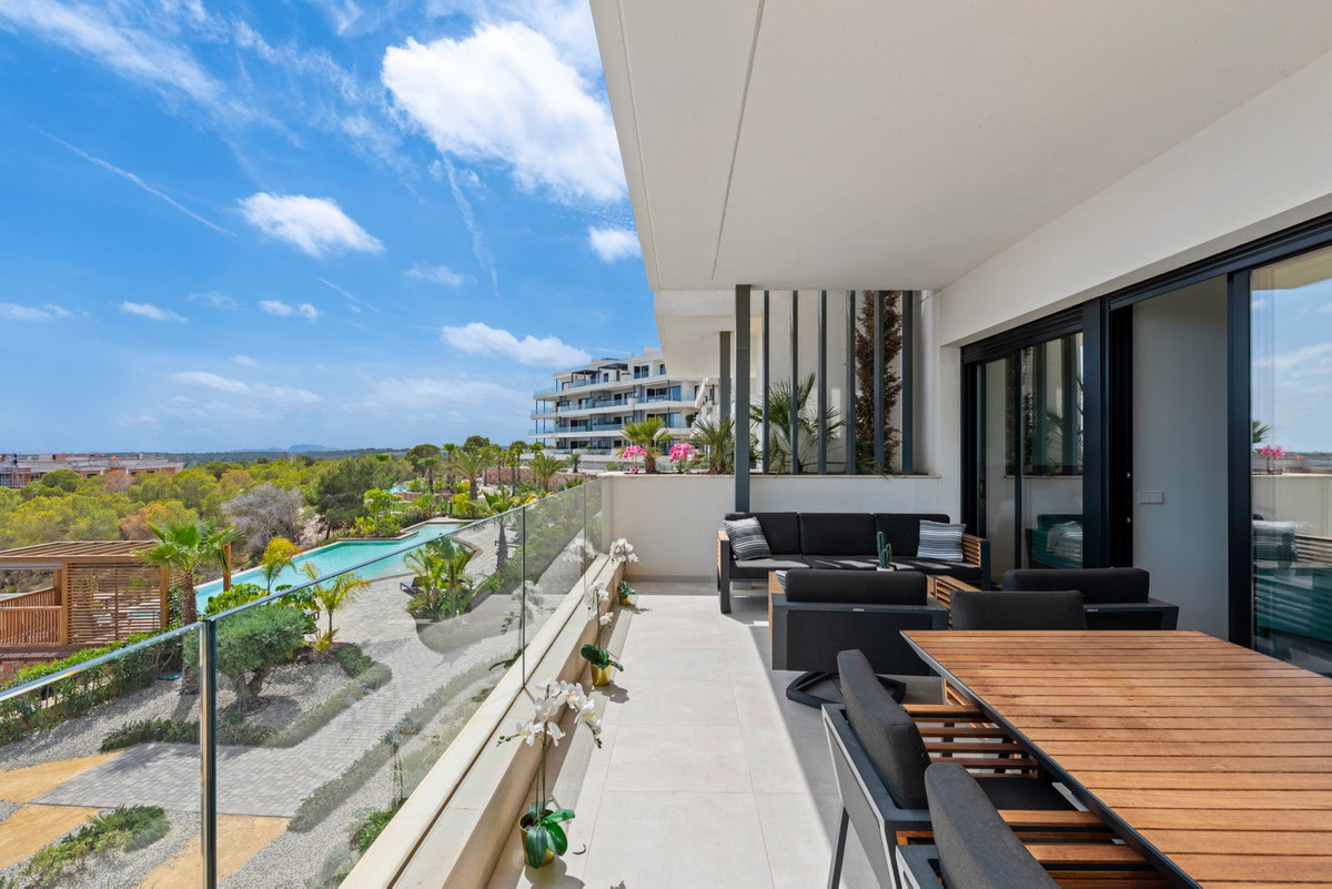 Appartement te koop in Las Colinas Golf | 2 slaapkamers H5253679