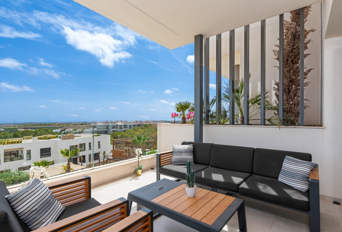 Appartement te koop in Las Colinas Golf | 2 slaapkamers H5253679