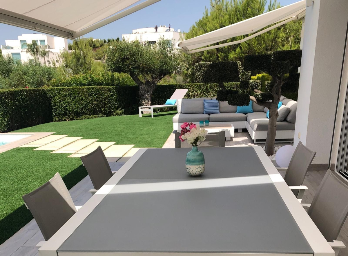 Huis te koop in Las Colinas Golf | 3 slaapkamers H5258944