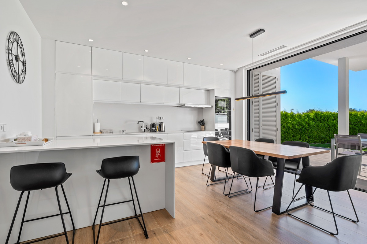 Appartement te koop in Las Colinas Golf | 2 slaapkamers H5299336