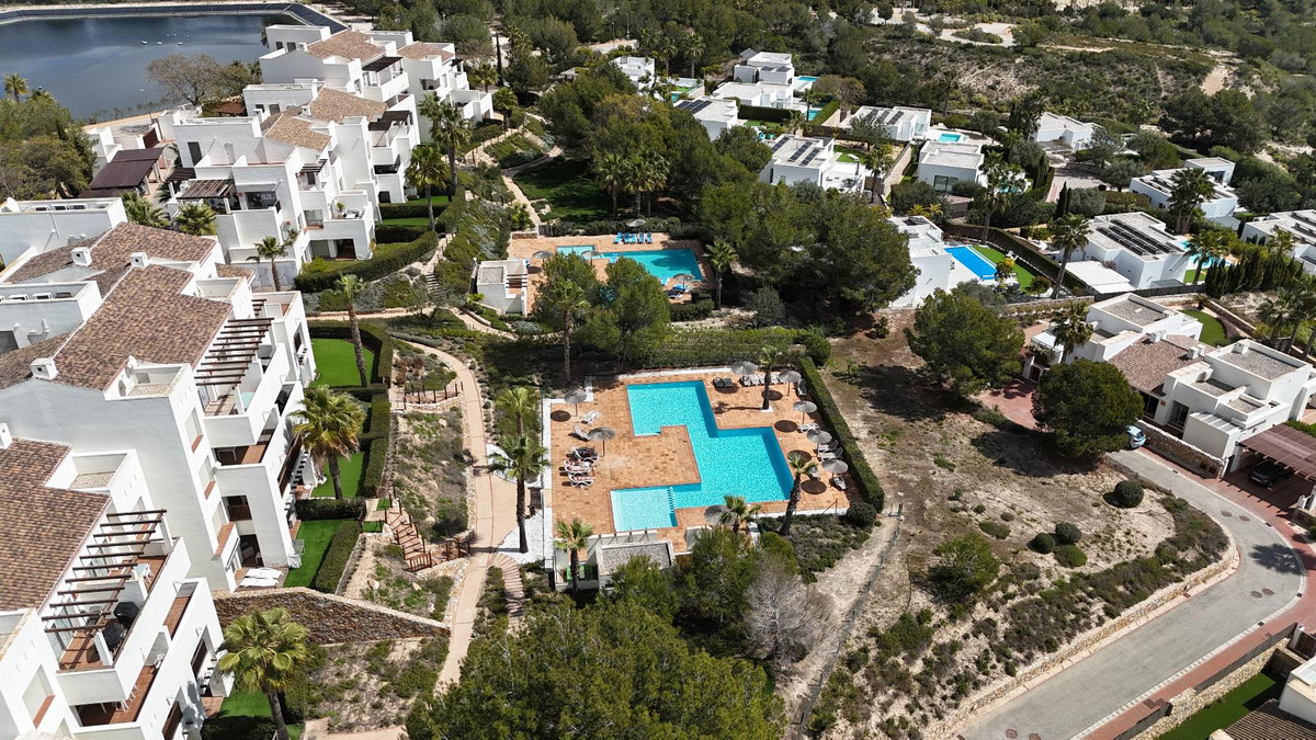 Appartement te koop in Las Colinas Golf | 2 slaapkamers H5365612