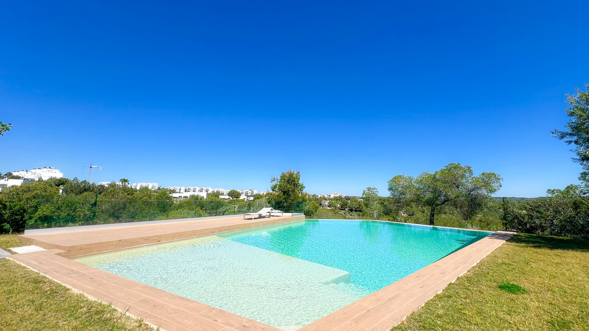 Appartement te koop in Las Colinas Golf | 2 slaapkamers H5374267