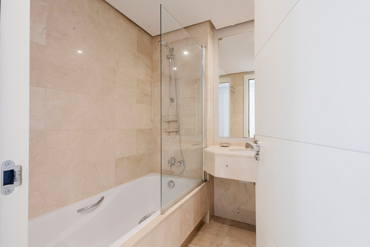 Appartement te koop in Las Colinas Golf | 2 slaapkamers H5389447