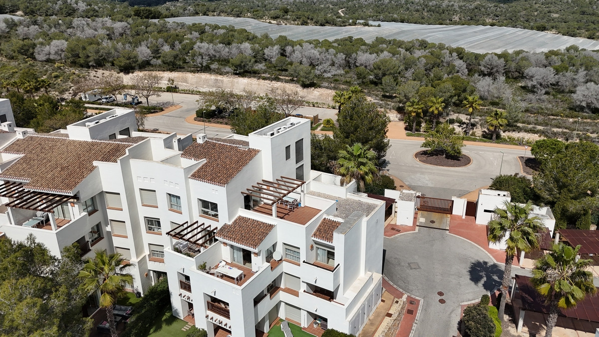 Appartement te koop in Las Colinas Golf | 2 slaapkamers H5389447