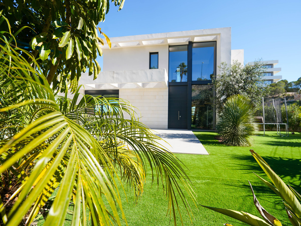 Huis te koop in Las Colinas Golf | 6 slaapkamers H5406925