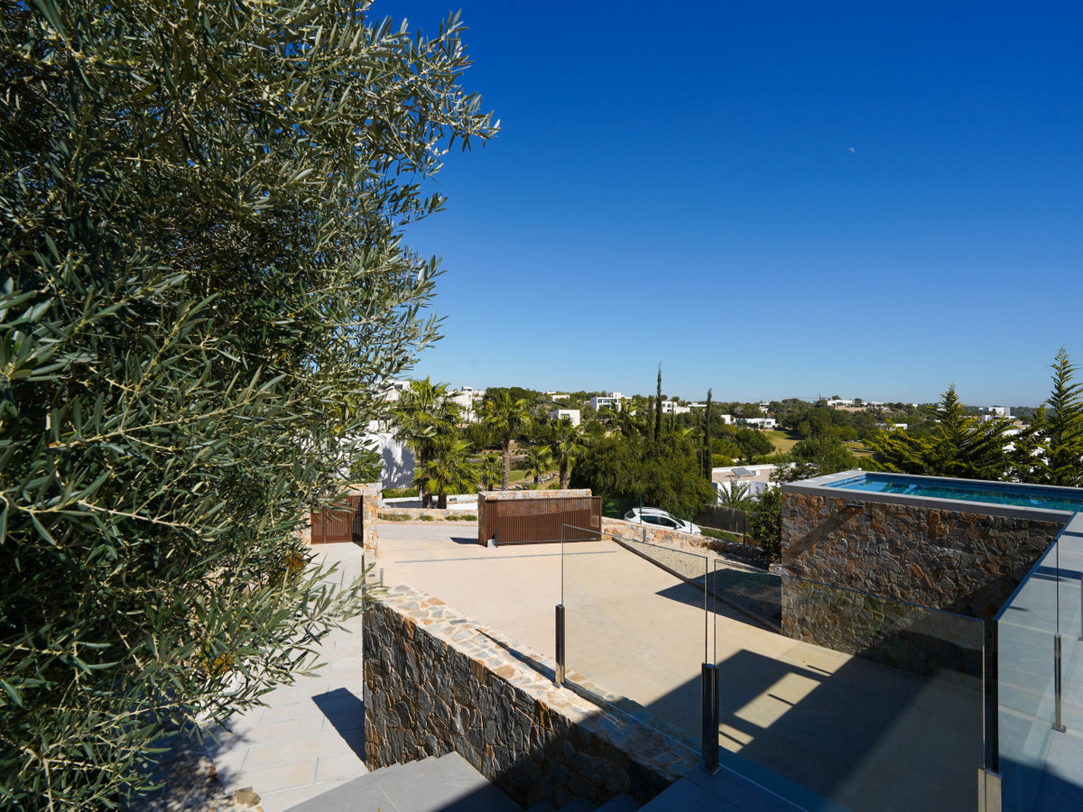 Huis te koop in Las Colinas Golf | 6 slaapkamers H5406925
