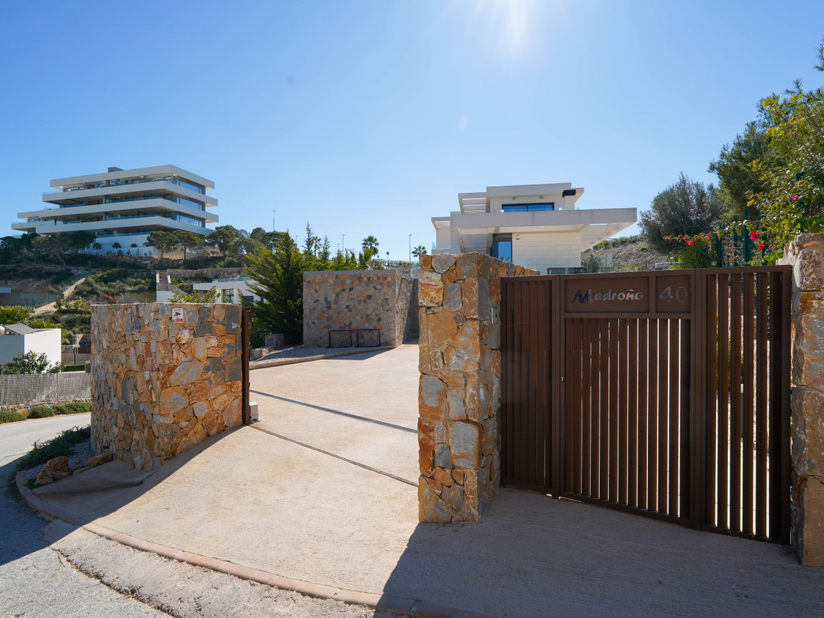 Huis te koop in Las Colinas Golf | 6 slaapkamers H5406925